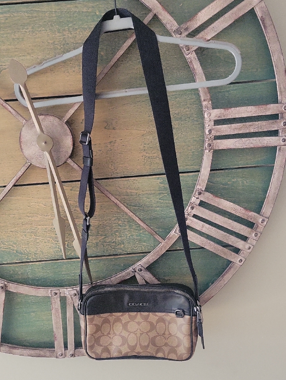 Coach Graham Signature Canvas Crossbody - Brown/Tan
